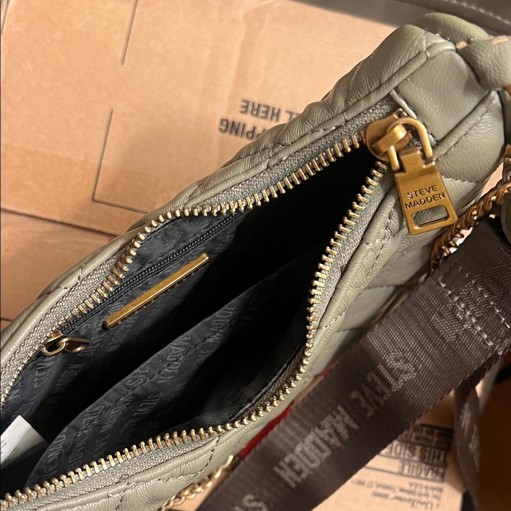Quilted Camouflage Green Adjustable Steve Madden Shoulder Bag - Picture 12 of 16